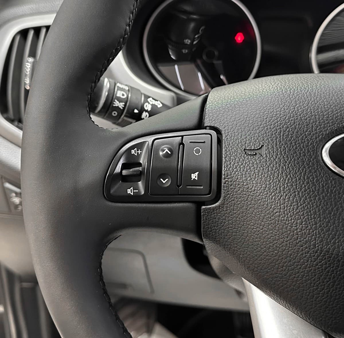 Kia Sportage - фото 19